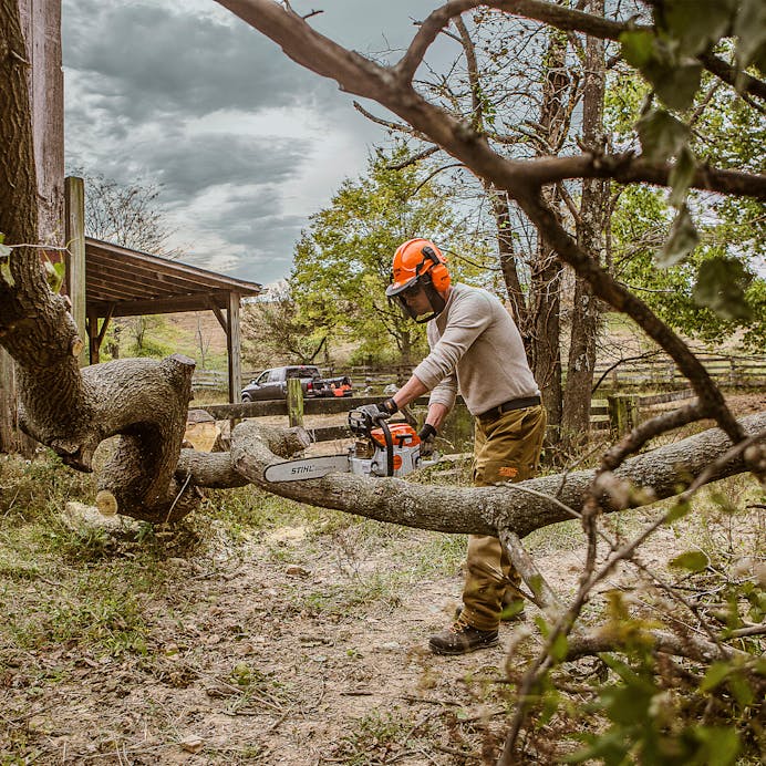 Stihl Chainsaw MS 261 18