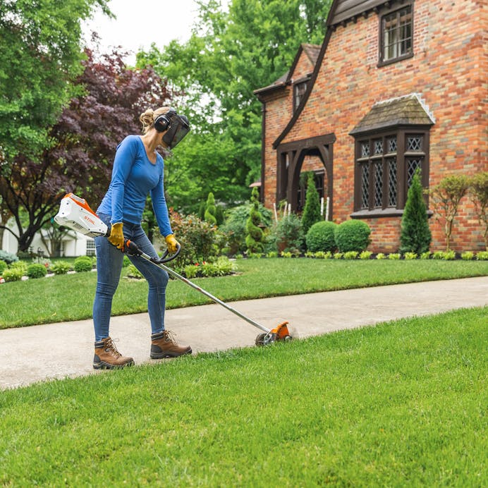 STIHL® FCA135