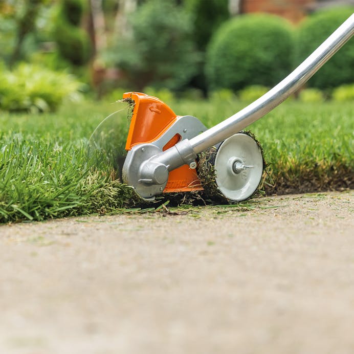 STIHL® FCA135